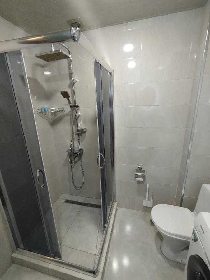 Apartamento House Number 1 In Kutaisi Exterior foto